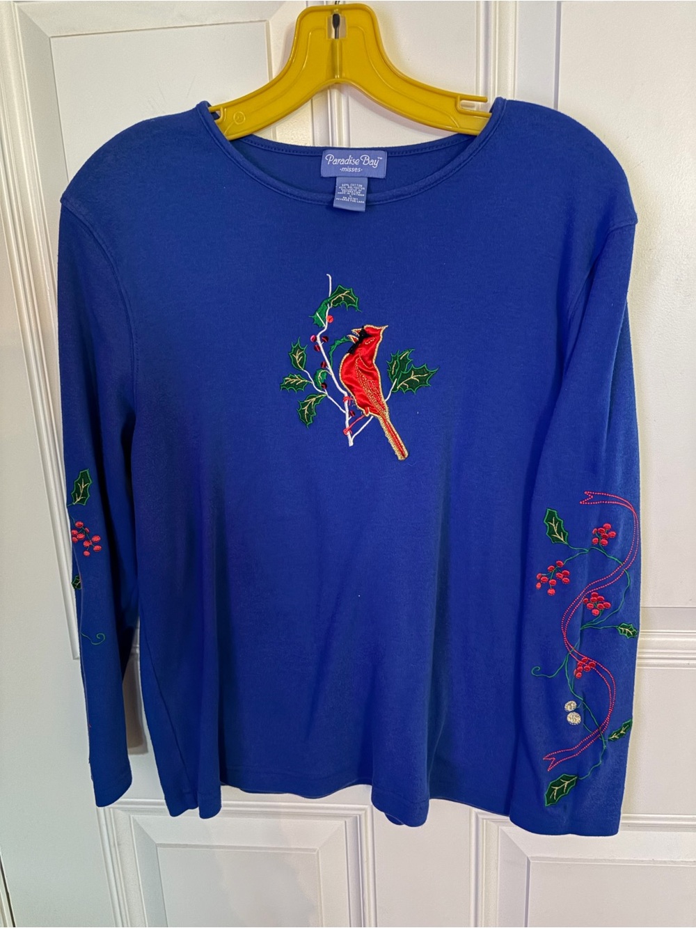 Paradise Bay Women's Royal Blue Cardinal Embroidered Crewneck Sweater